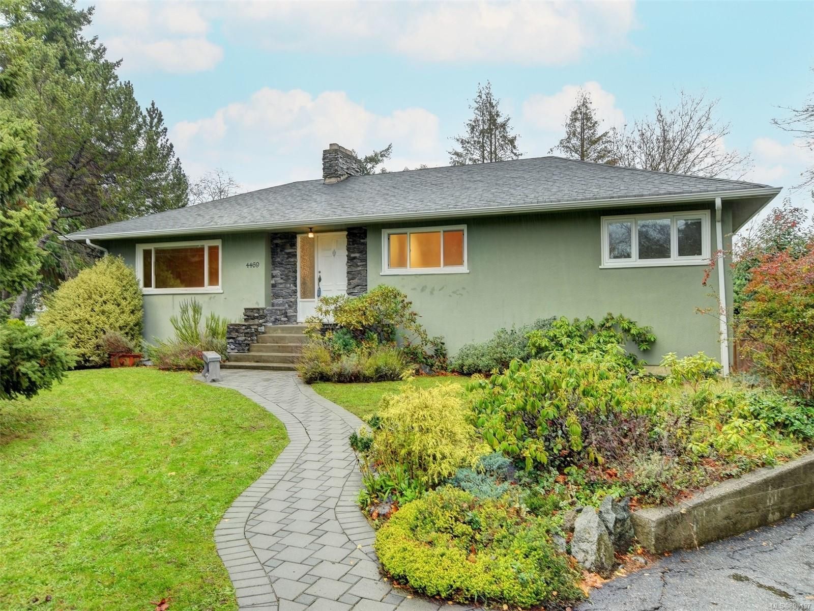 New property listed in SE Gordon Head, Saanich East