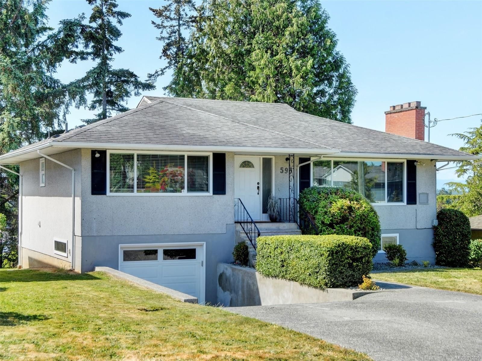 I have sold a property at 593 Peto Pl in Saanich
